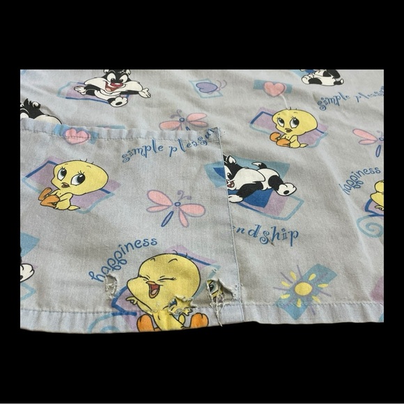 Vintage Tweety Bird Baby Looney Tunes All Over Women's Sz XL V-Neck Scrub Top - Picture 3 of 7
